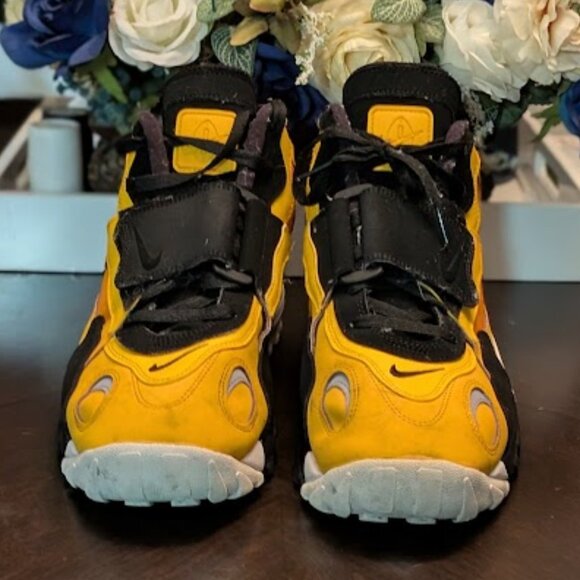 B31 NIKE Air Max Speed Turf "Steelers" Sneaker - Picture 5 of 11